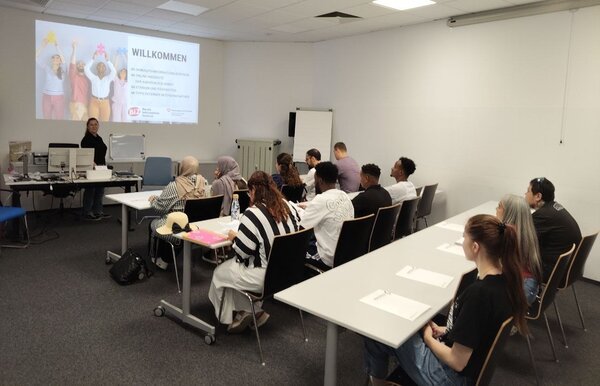 Gruppe IK-359 zu Besuch im BIZ