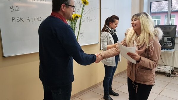 Zeugnisvergabe an den Euro-Schulen Jena