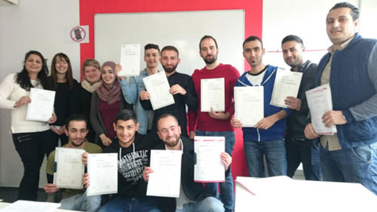 Abschied: Weitere KompAS-Absolventen verlassen die Euro-Schulen Düsseldorf