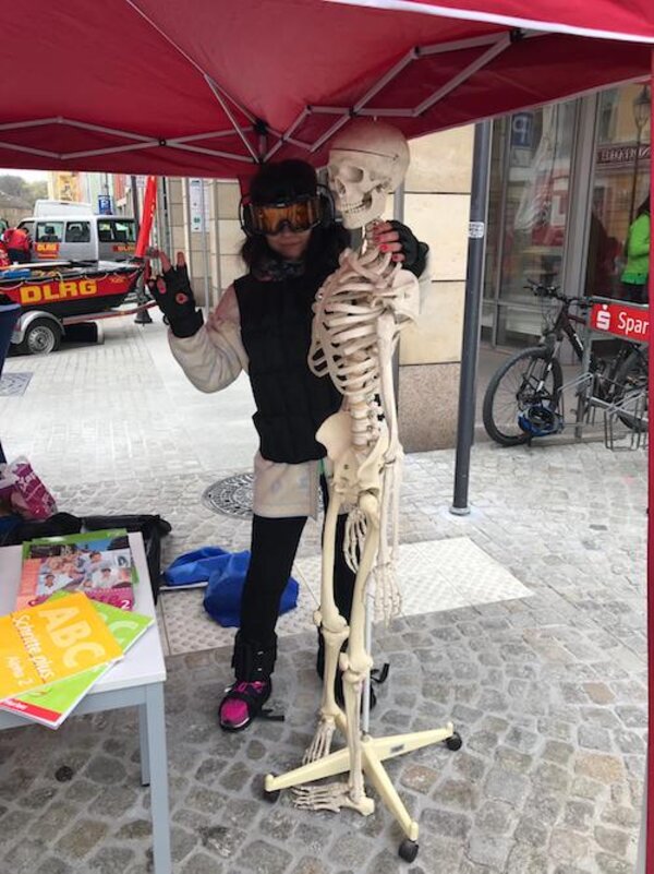 Die Euro-Schulen beim Straßenfest in Meißen