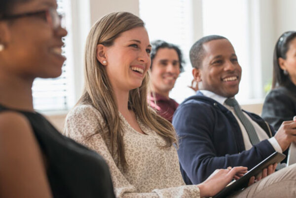 Meinungsaustausch mit Experten des OECD zu Flüchtlingsthema