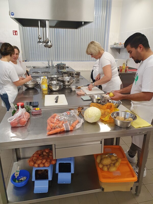 Verknüpfung von Sprache und Essen
