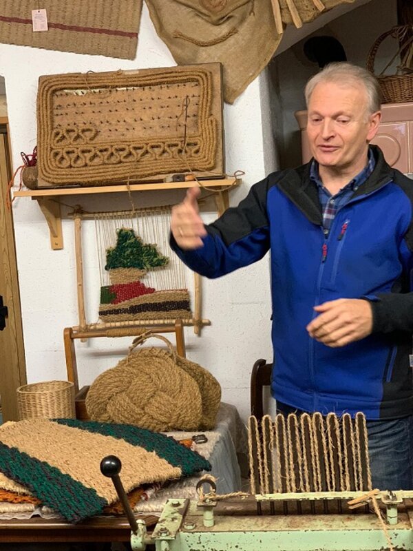 Ausflug in die Kokosweberei