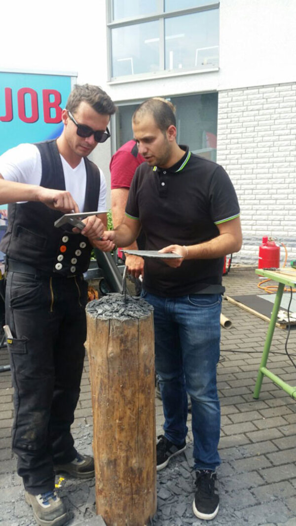 PerJuF-Teilnehmer auf der Ausbildungsmesse in Hagen