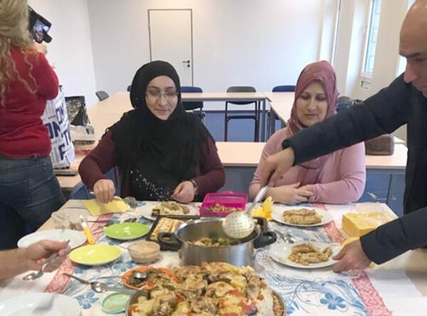 Gemeinsames Abschiedsessen im Deutschkurs