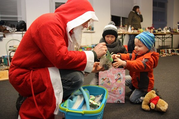 Flohmarkt haucht leeren Räumen Leben ein