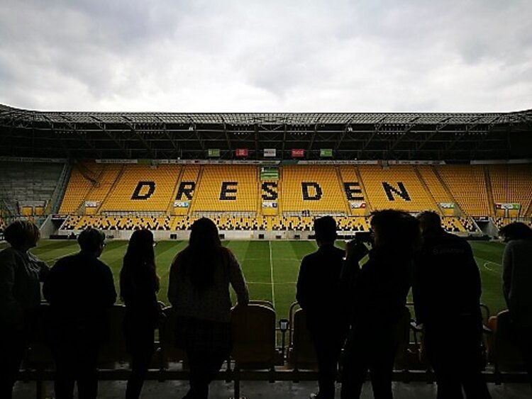 Zu Ostern ins Dynamo-Stadion