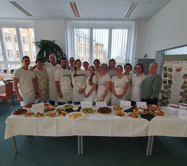 Verknüpfung von Sprache und Essen