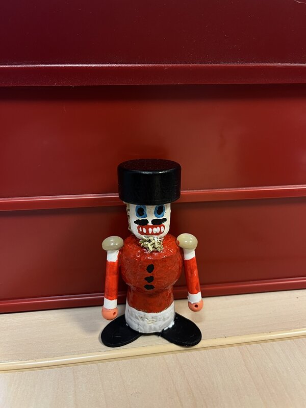 Kreative Spendenaktion: „Tüten-Kunst“ für den guten Zweck