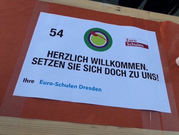 Gastmahl für alle – Dresden is(s)t bunt