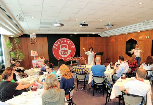 In die Welt des Tees eintauchen ...