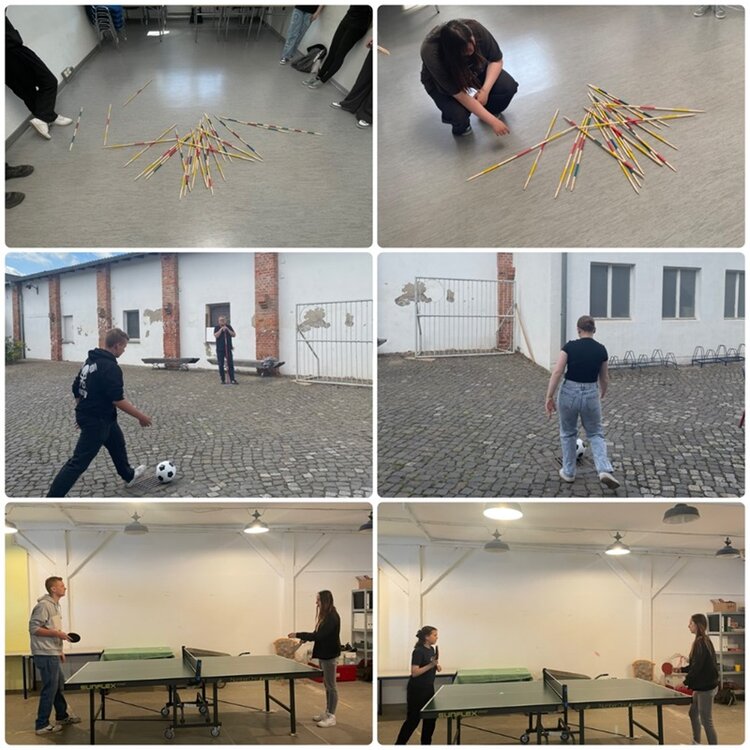 Abschluss-Sommerfest der BvB Teilnehmer*innen Bildercollage, die die Teilnehmenden indoor beim Riesen-Mikado-Spiel und Tischtennis zeigt.