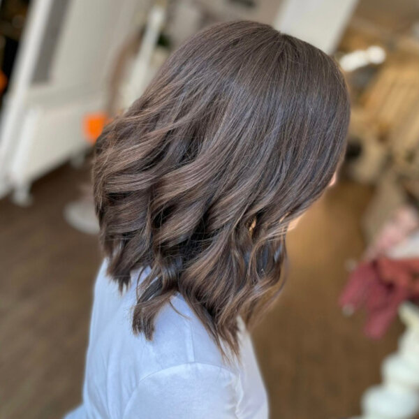 Haarspende: „Weil das Lächeln eines schwerkranken Menschen so viel mehr Wert ist als die eigene Eitelkeit“