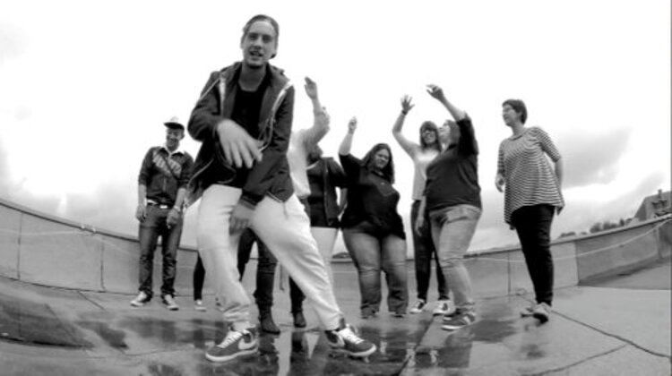 Video-Clip der Euro-Schulen Iserlohn feierte Premiere