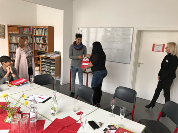 Gelungener Auftakt für Modellprojekt "Arbeitsmarktmentoren für Geflüchtete"