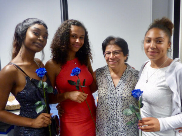 Abschlussfeier an der Euro Akademie durch Euro-Schulen musikalisch begleitet