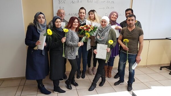 Zeugnisvergabe an den Euro-Schulen Jena