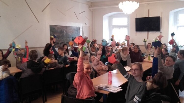 Sprachferien "The Magic of Eggs/La magie des œufs"