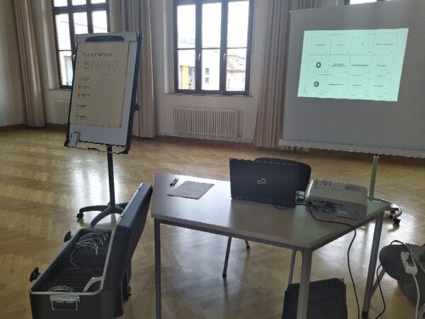 Medienkompetenz für Groß und Klein