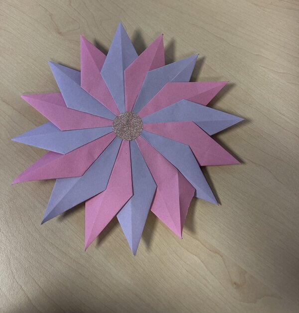 Kreative Spendenaktion: „Tüten-Kunst“ für den guten Zweck