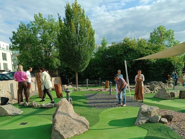 Gemeinsam aktiv: Teamausflug der Euro-Schulen Aschaffenburg