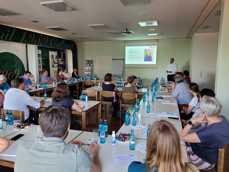 Wirkungsvoll Azubis an das Unternehmen binden