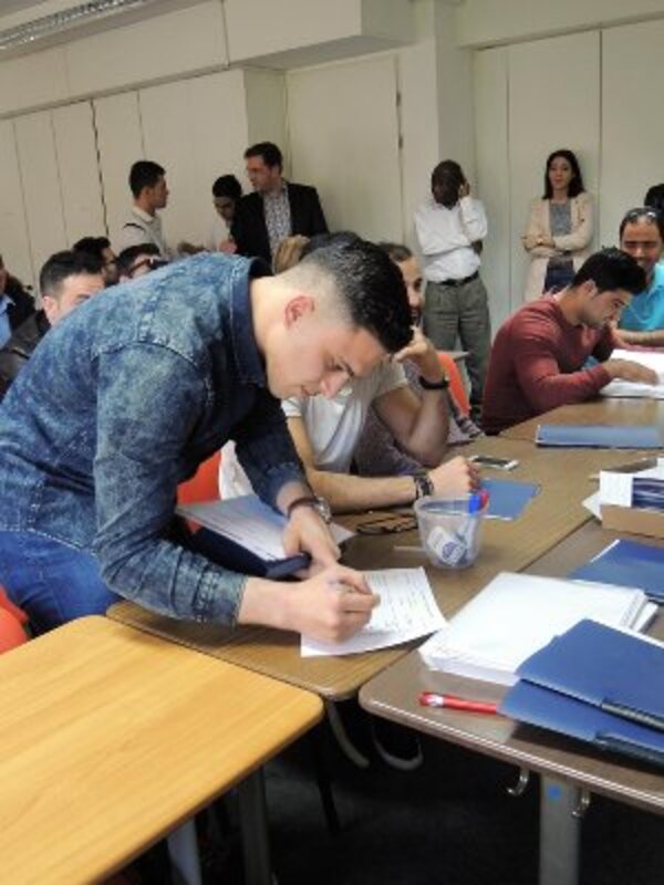 Abschied: Die ersten KompAS-Absolventen verlassen die Euro-Schulen Düsseldorf