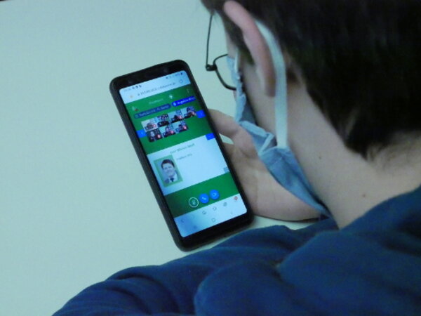 Projekt dialogP: Schüler*innen mit Landtagsabgeordneten im Gespräch