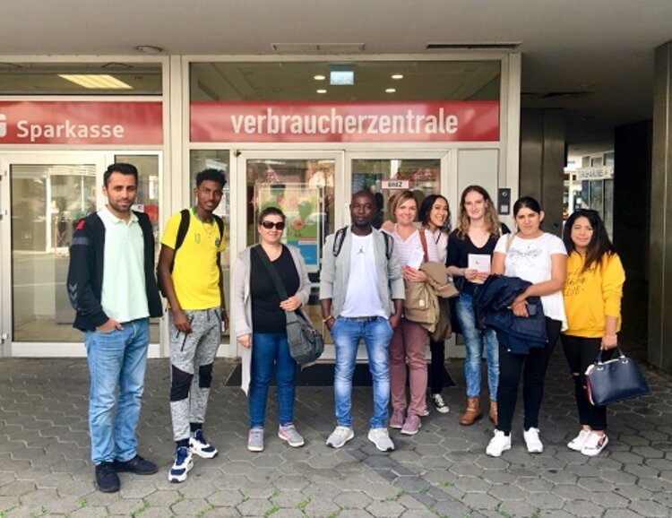 Zu Besuch bei der Verbraucherzentrale in Neuss