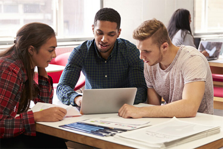 Prüfungsergebnisse des Deutsch-Tests für Zuwanderer